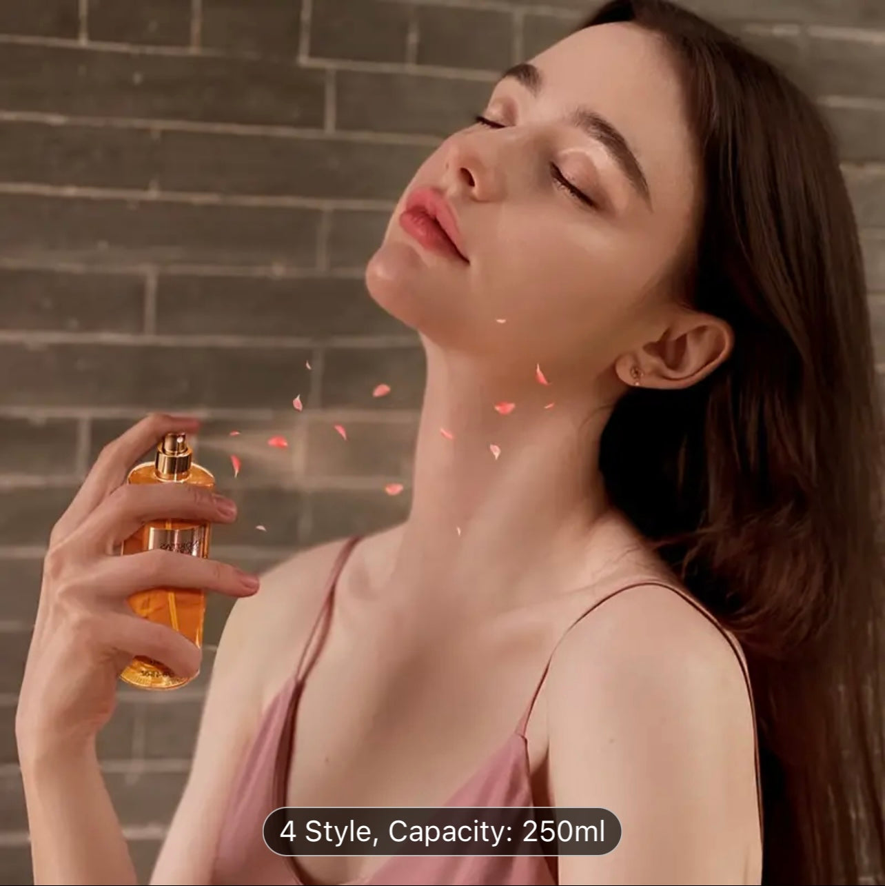 250ml Long-Lasting Fruity Fragrance Body Spray - Refreshing Petal Scent for Women, Perfect for Dating, Daily Use, and Various Occasions